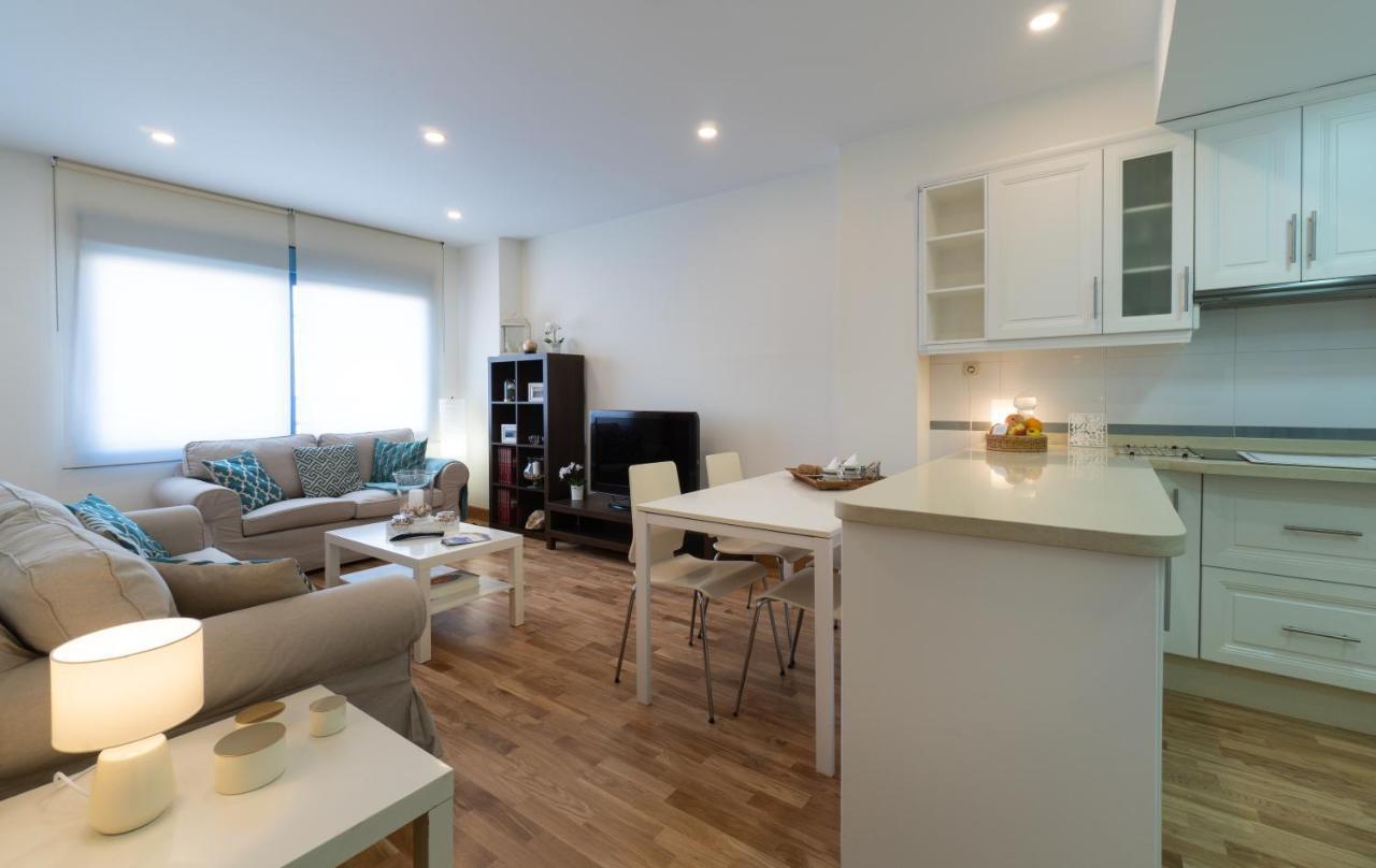 Malaga Centro Maria Zambrano Appartement Buitenkant foto