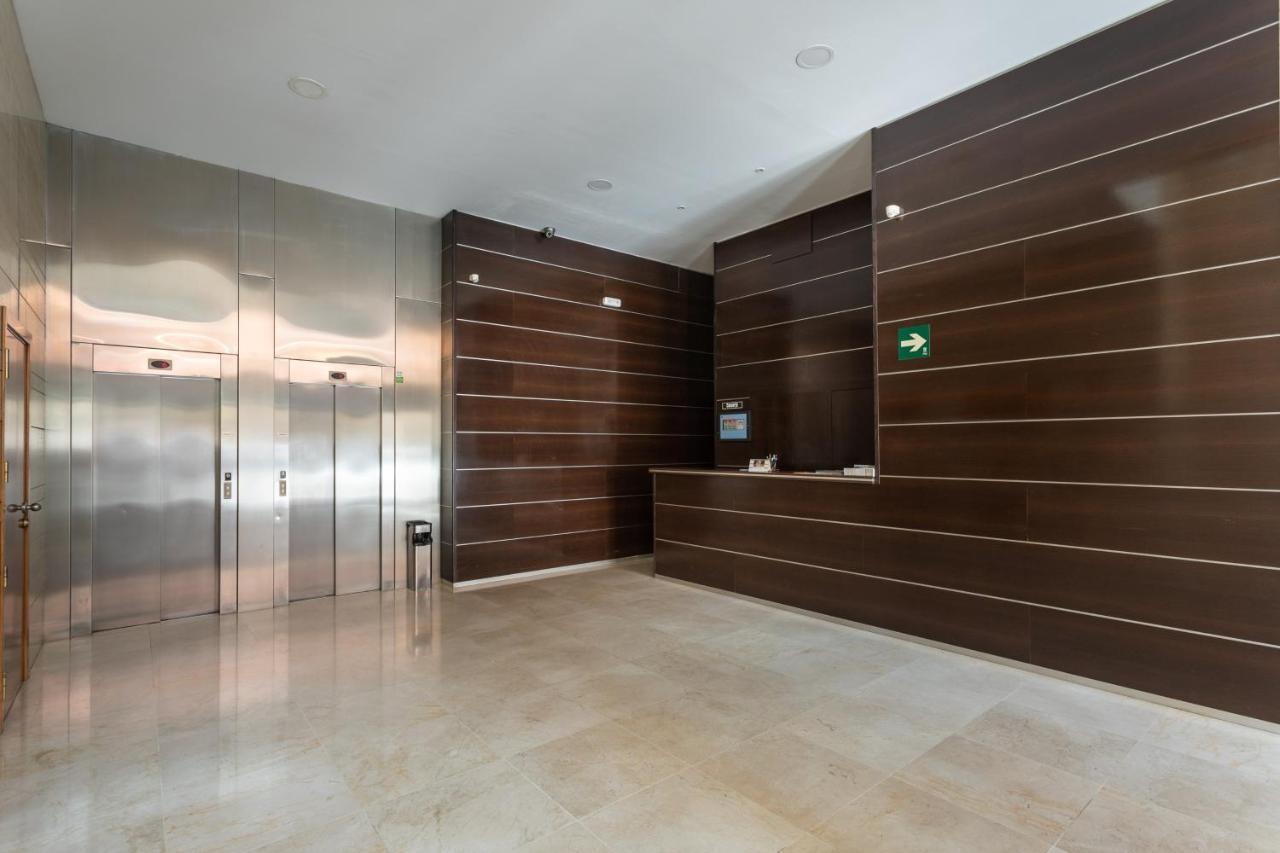 Malaga Centro Maria Zambrano Appartement Buitenkant foto
